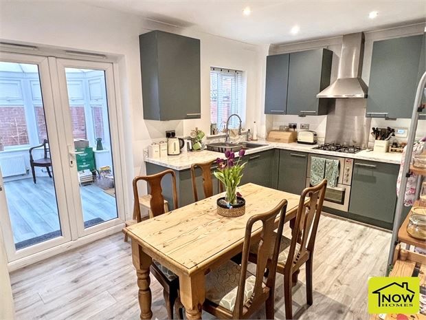 Property photo 2 of 13 Picture 2