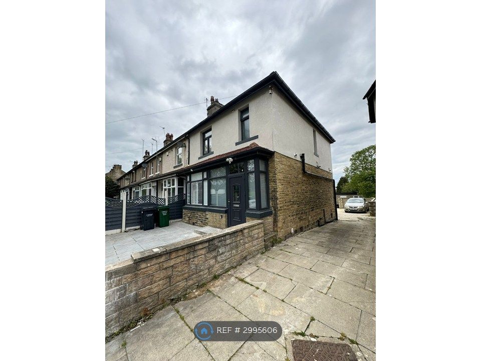Property photo 2 of 30