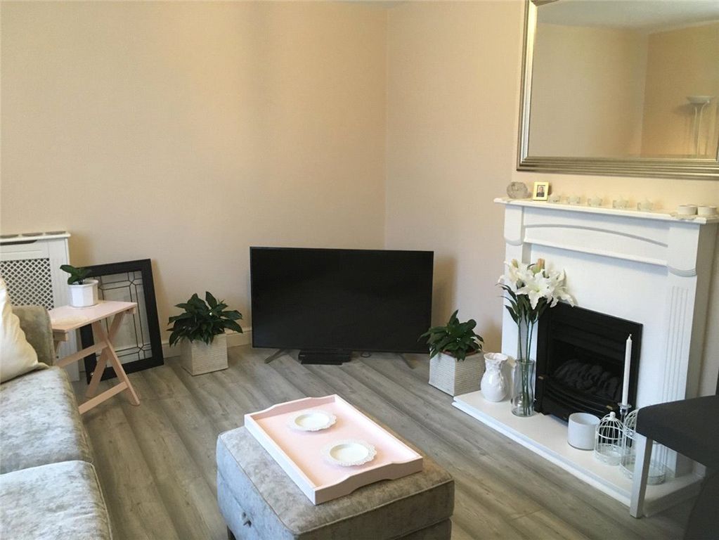 Property photo 2 of 25 Picture No. 24