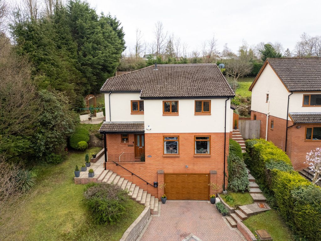 Property photo 1 of 25