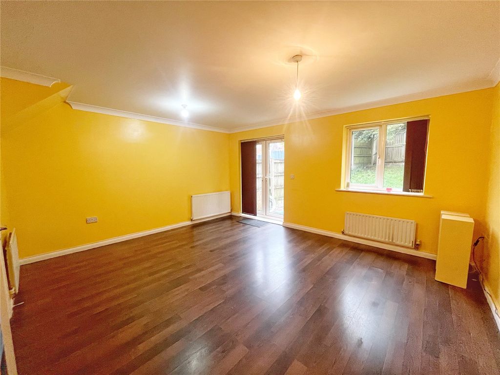 Property photo 3 of 15 Picture No. 45