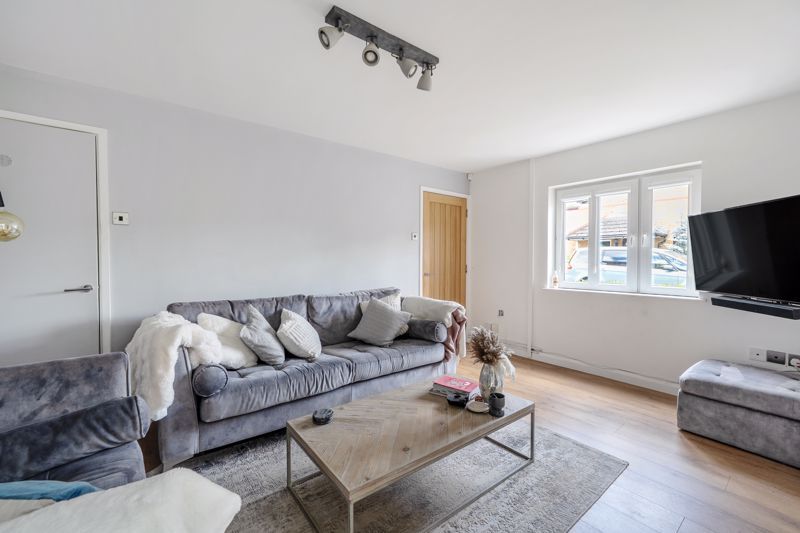 Property photo 3 of 14 Photo 4