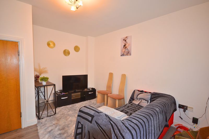 Property photo 2 of 10 Photo 3