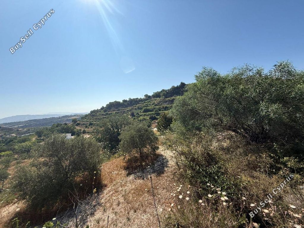 Property photo 2 of 3