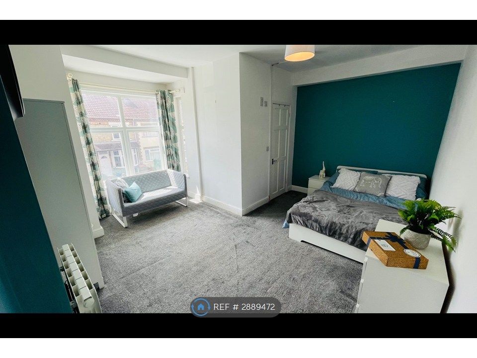 Property photo 1 of 24 Bedroom 2 - Double Room For Single Occupancy Only