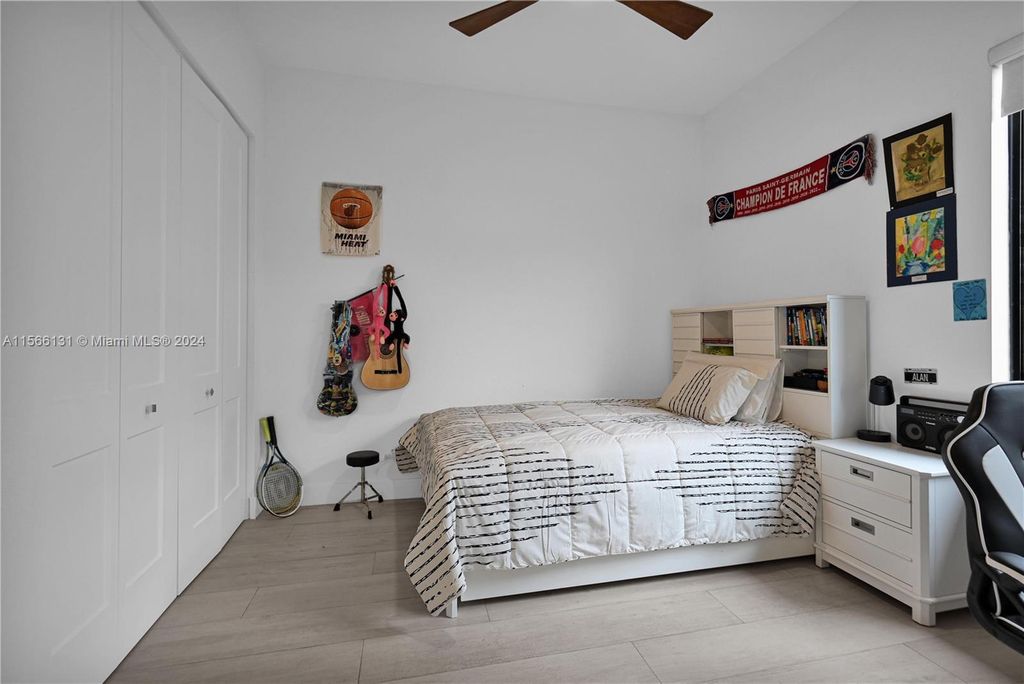 Property photo 2 of 5 <Alttext/>
