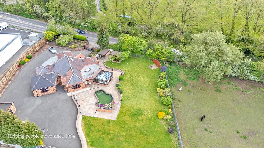 Property photo 2 of 80 Webbs-8.Jpg