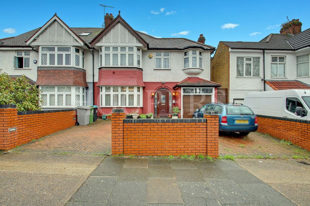 Property photo 1 of 15