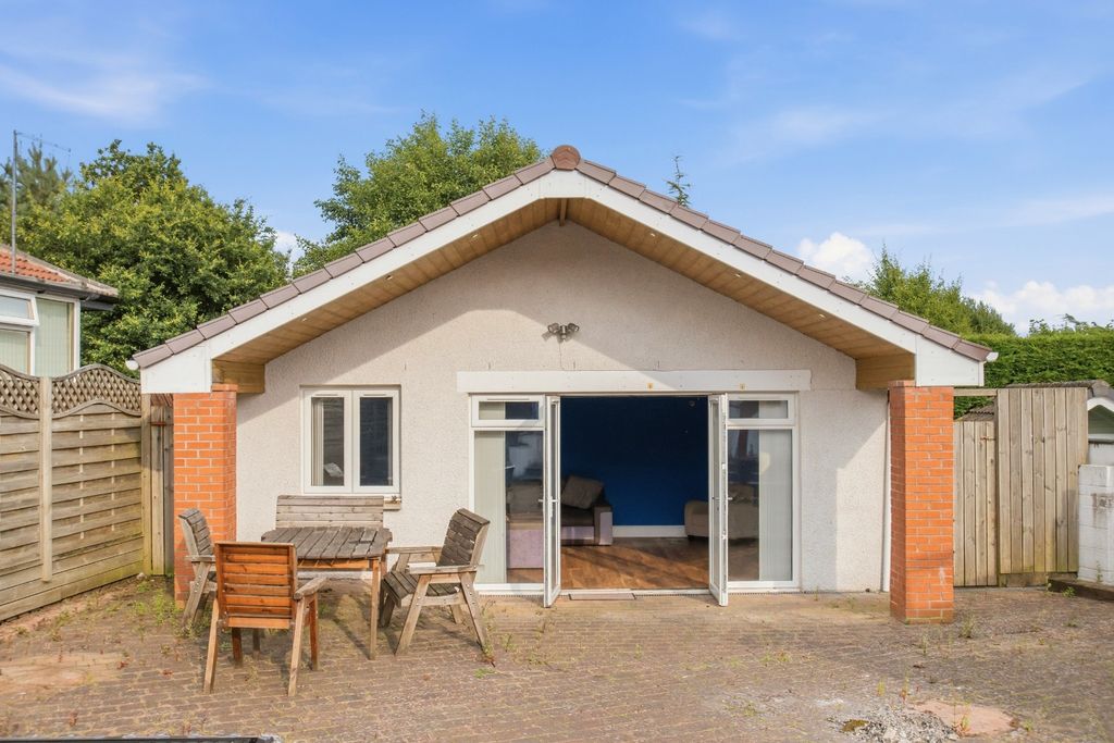 Property photo 2 of 26 5349612