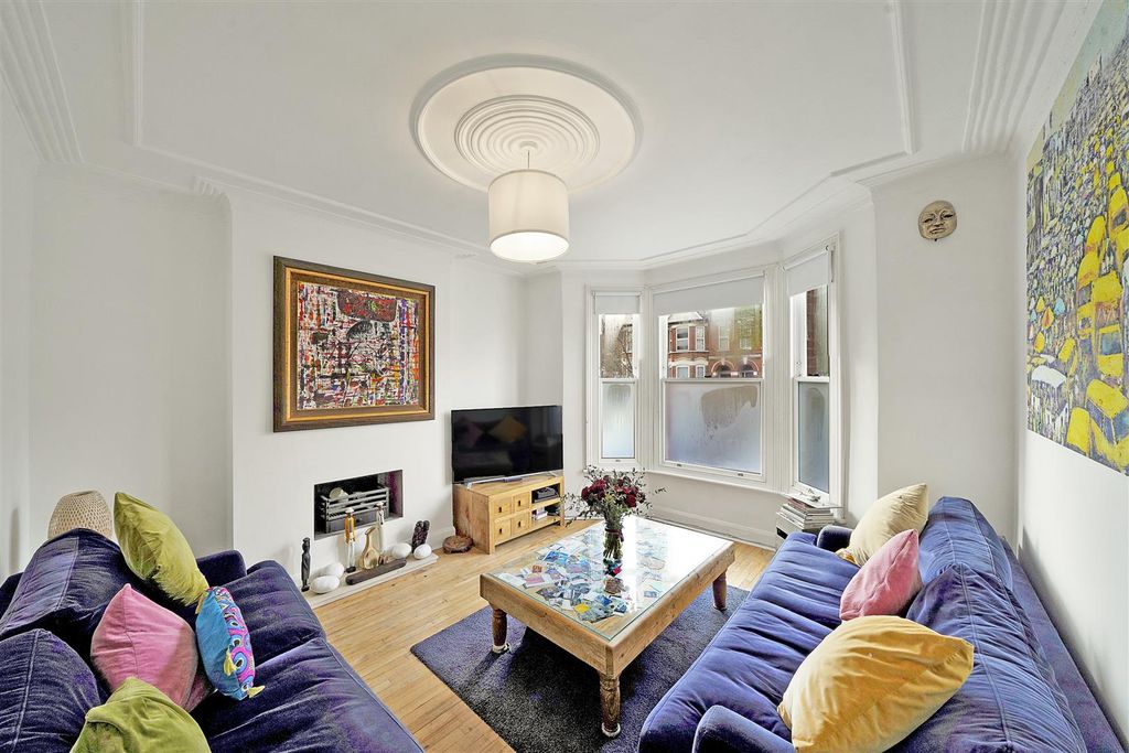 Property photo 2 of 11 High Ceilings From Reception Room