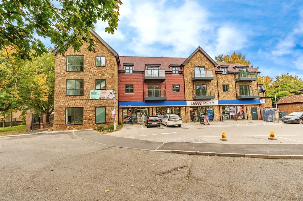 Property photo 2 of 13 Picture No. 18