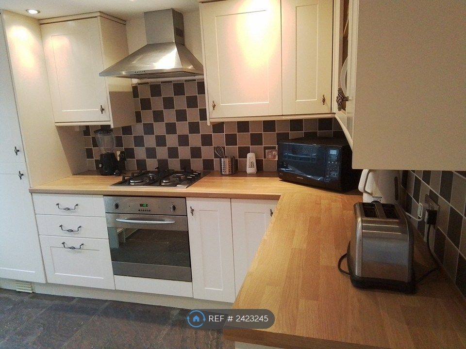 Property photo 3 of 25