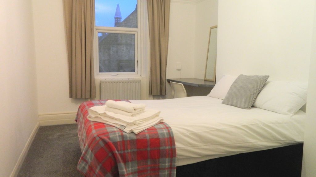 Property photo 3 of 8 Dscn8616