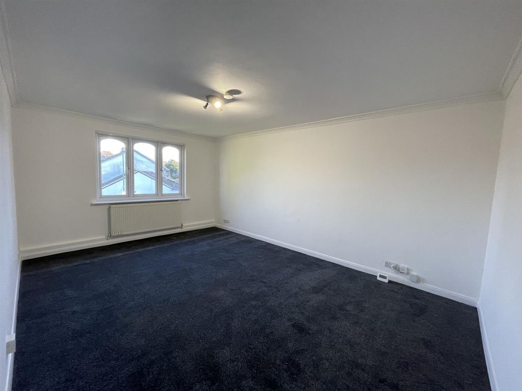 Property photo 2 of 7 Thumbnail_Img_4333.Jpg