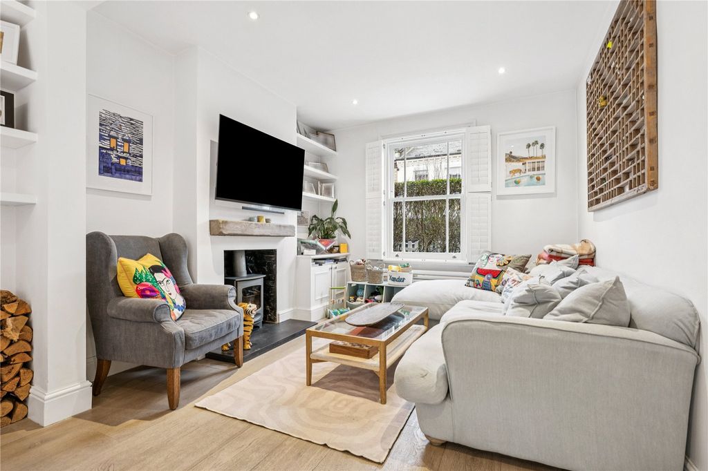 Property photo 2 of 13 Picture No. 16