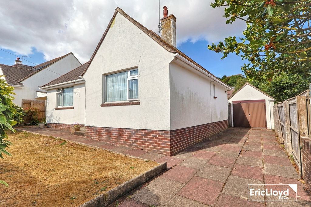 Property photo 1 of 15 Photo 15