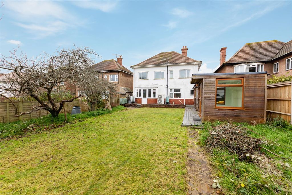 Property photo 2 of 29 Img_8800.Jpg