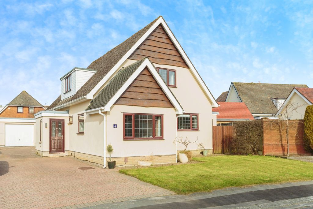 Property photo 1 of 15