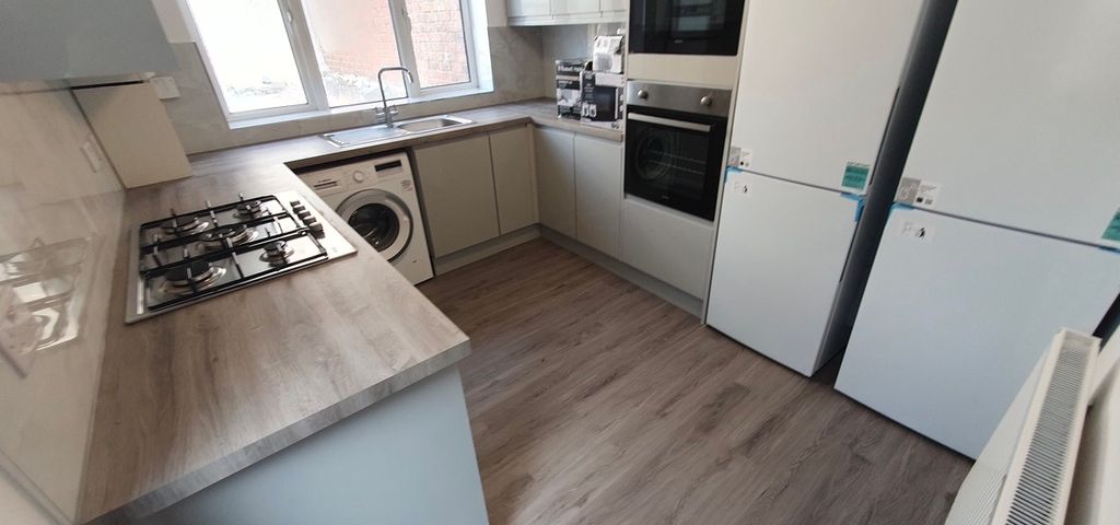 Property photo 1 of 10 Image