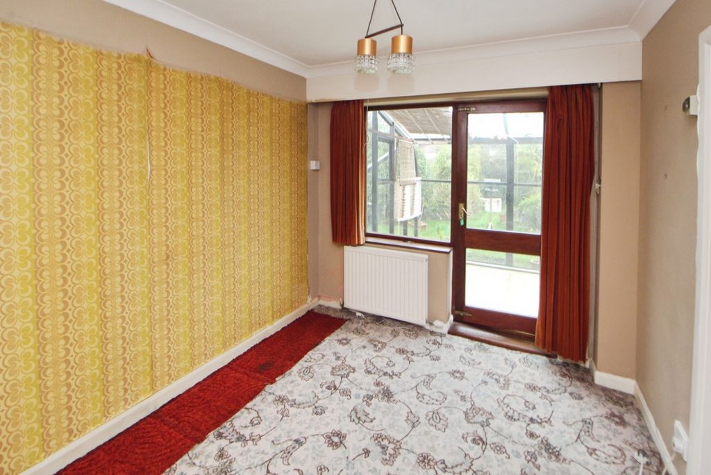 Property photo 3 of 11 Pbox-Img.Jpg