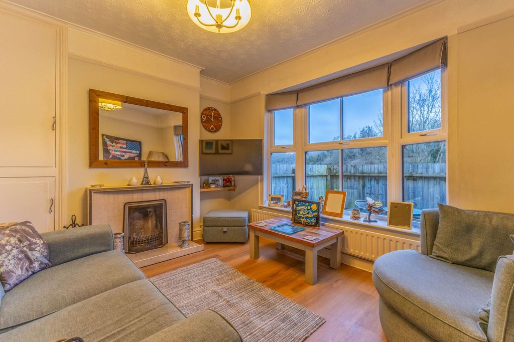 Property photo 2 of 22