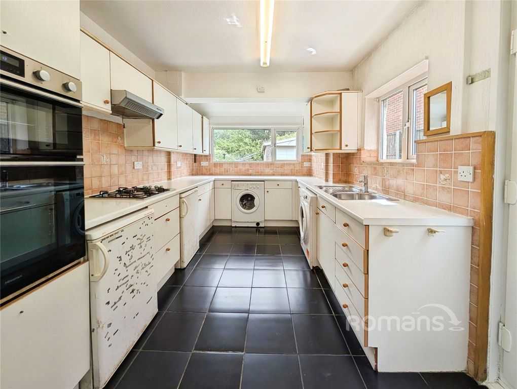 Property photo 3 of 16 Picture No. 25
