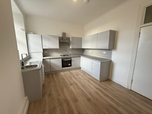 Property photo 3 of 14 Gallery