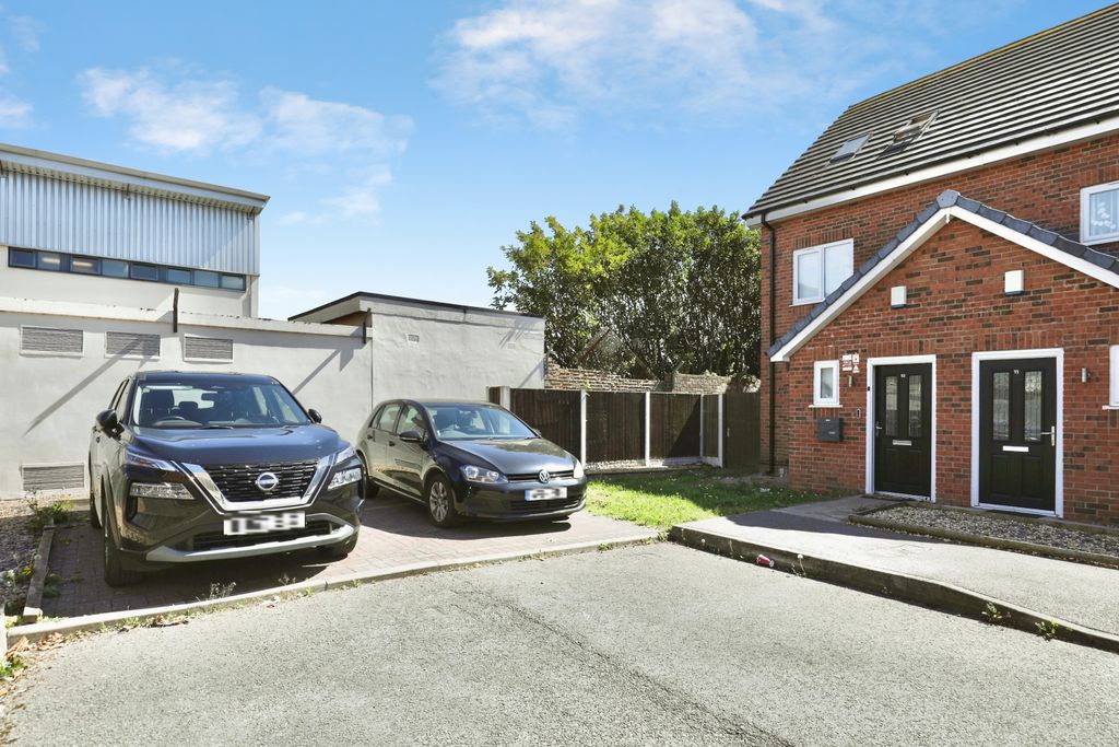 Property photo 1 of 15 Front