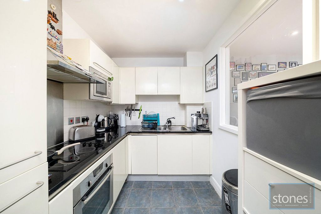 Property photo 3 of 12 Picture No. 06