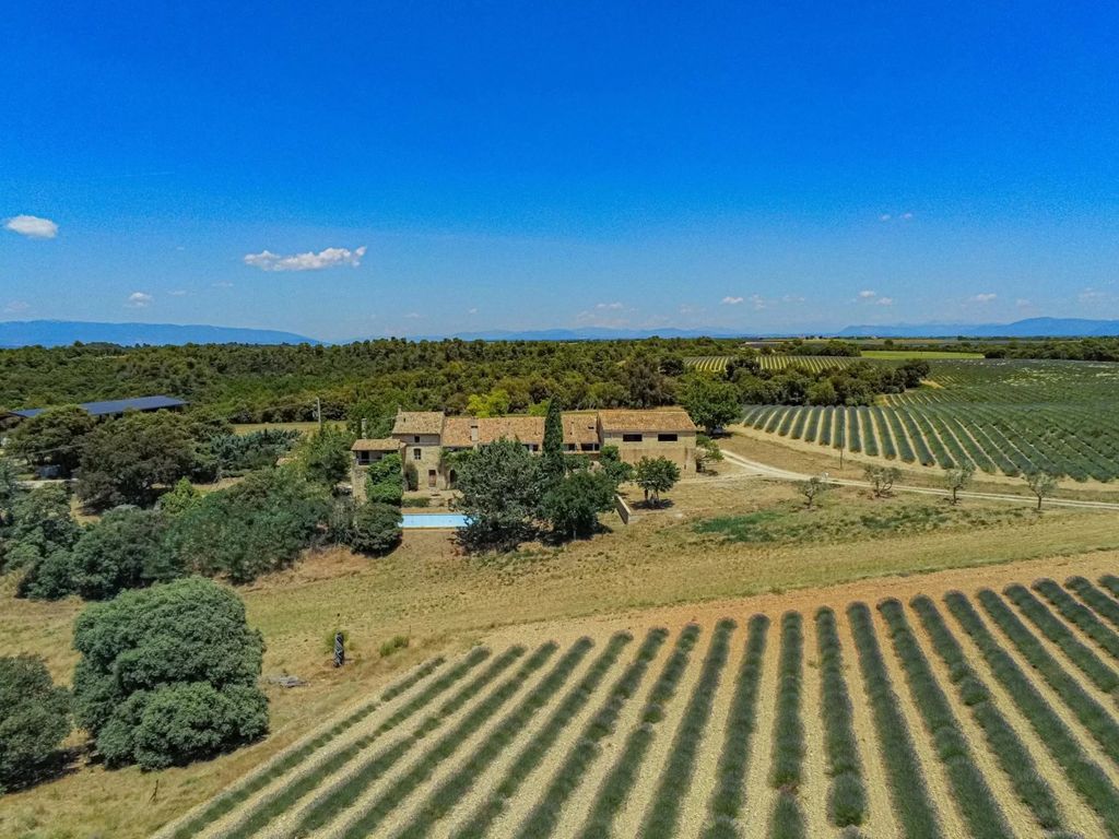 Property photo 3 of 39