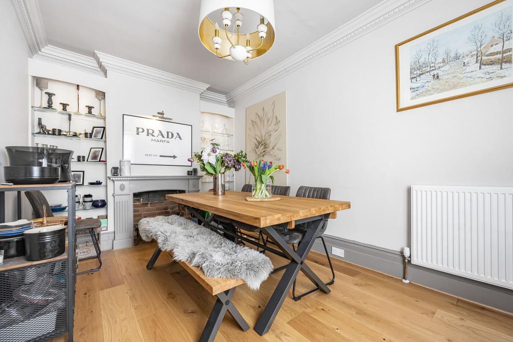 Property photo 3 of 23 Dining Room