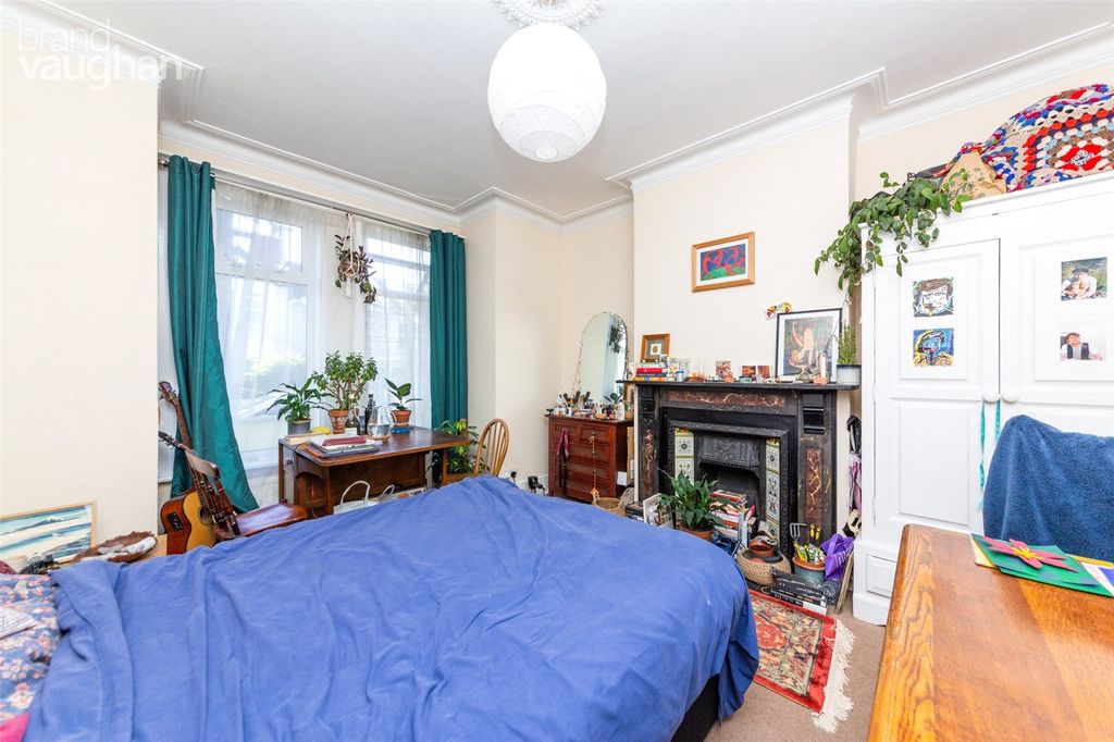 Property photo 3 of 11 Picture No. 10