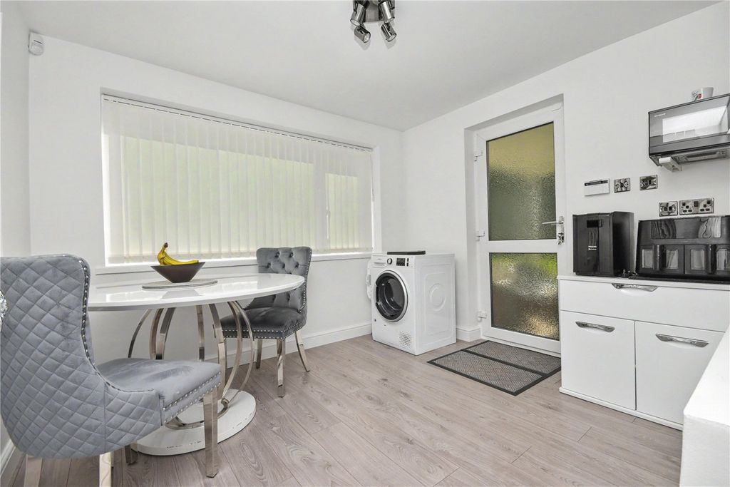 Property photo 3 of 15 Picture No. 33