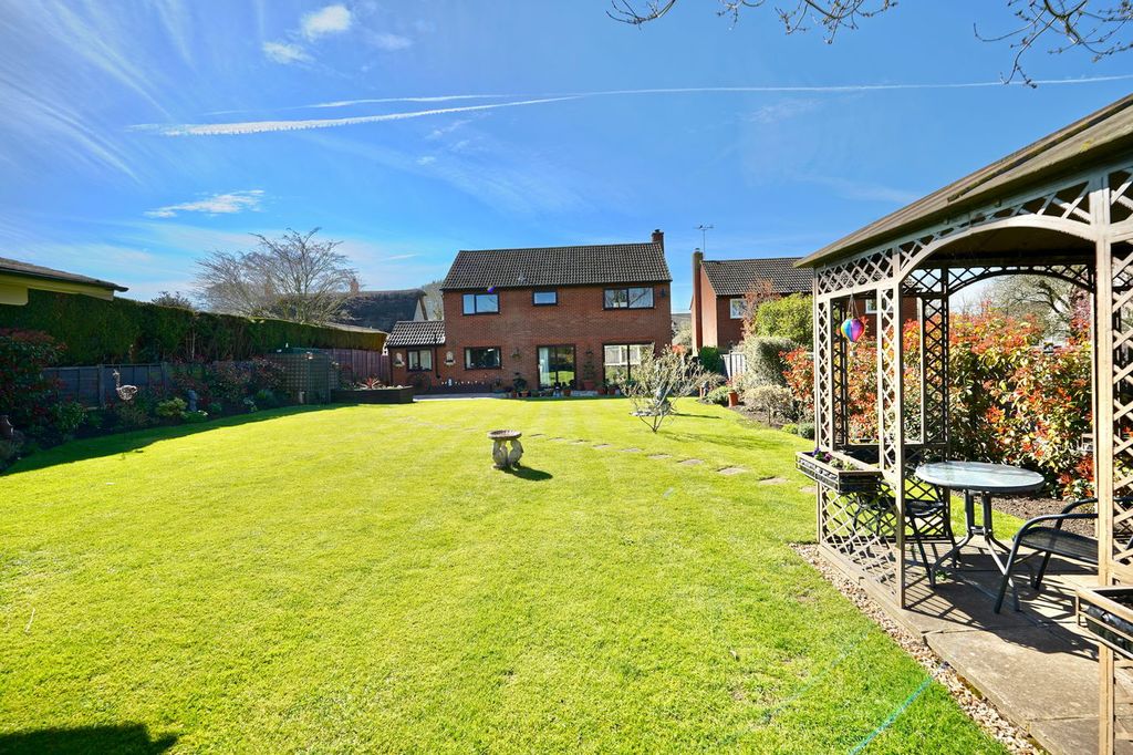 Property photo 3 of 22