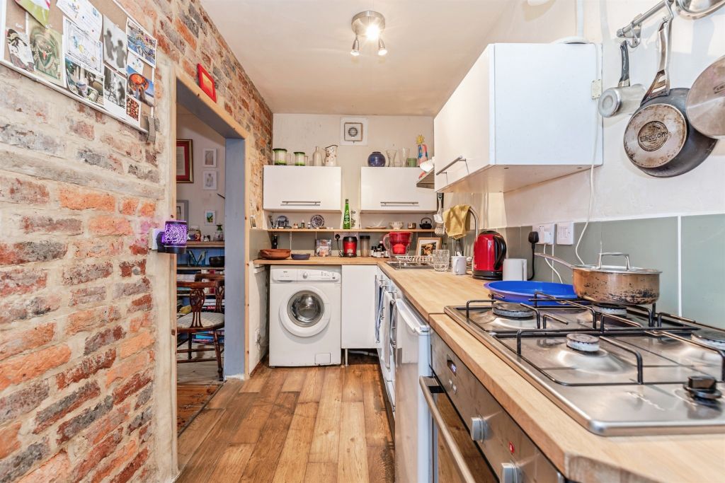 Property photo 2 of 14