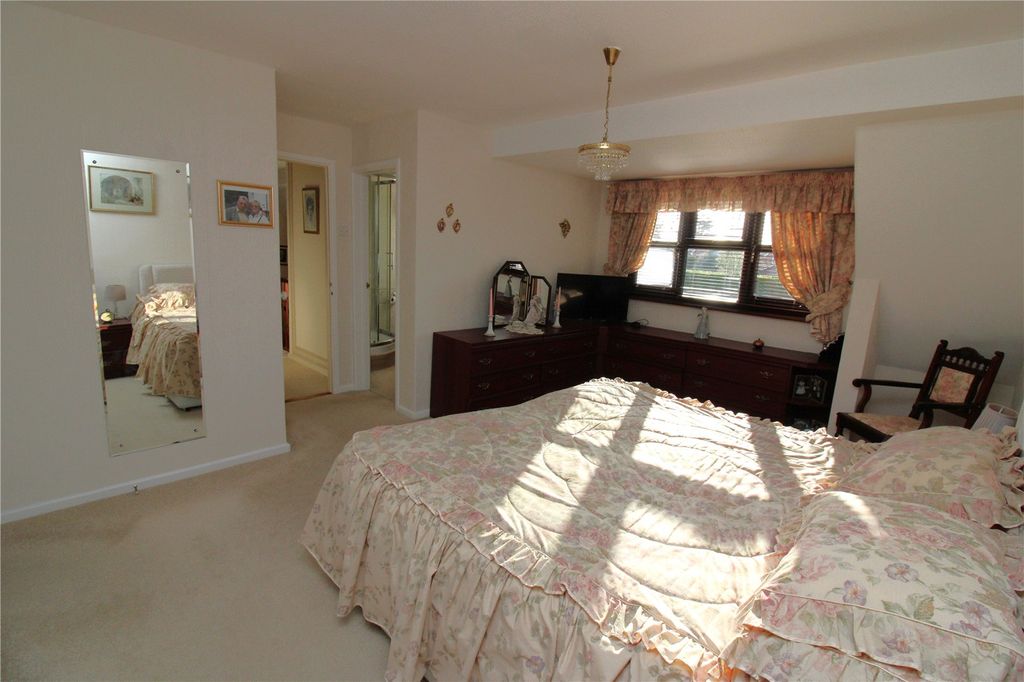 Additional image 16 of 4 bed detached house for saleSandringham Road, Fareham, Hampshire PO14