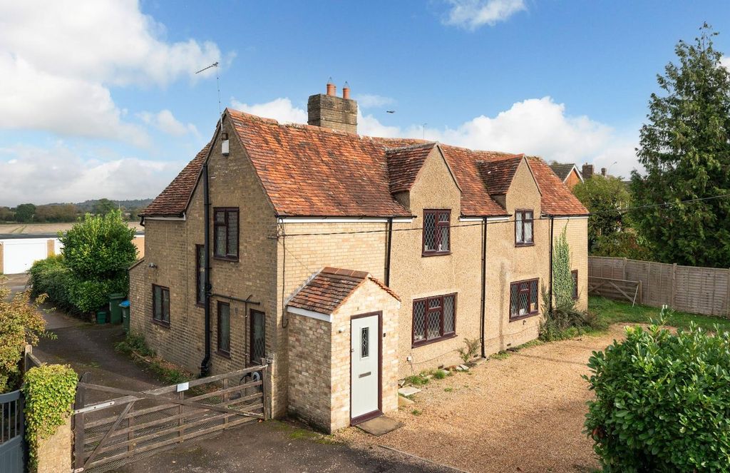 Property photo 1 of 34 18Leightoncropfnt.Jpg