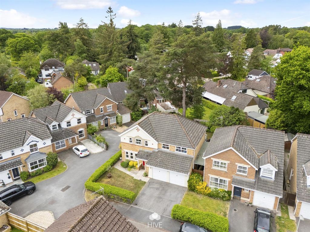 Property photo 1 of 25 Hillmeadow