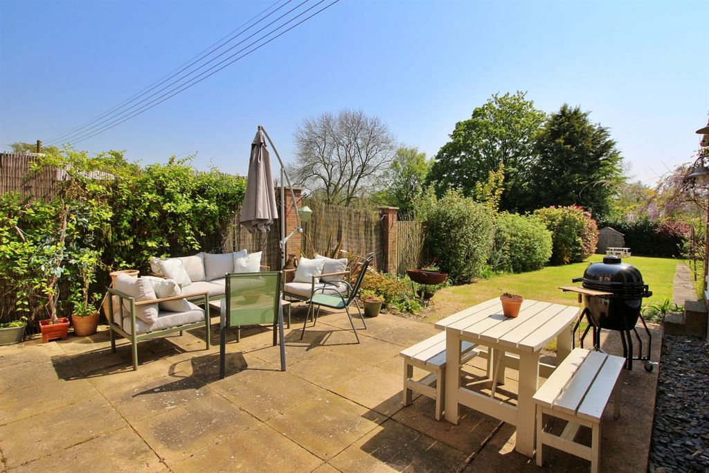 Additional image 41 of 4 bed semi-detached house for saleBedingfield Crescent, Halesworth IP19