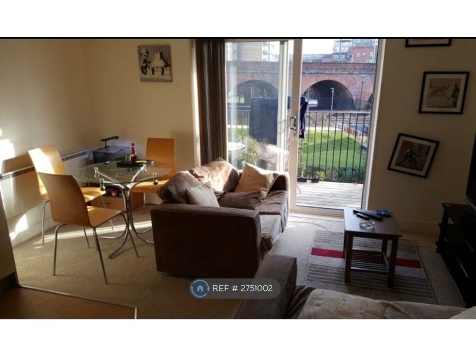 Property photo 2 of 4 Lounge