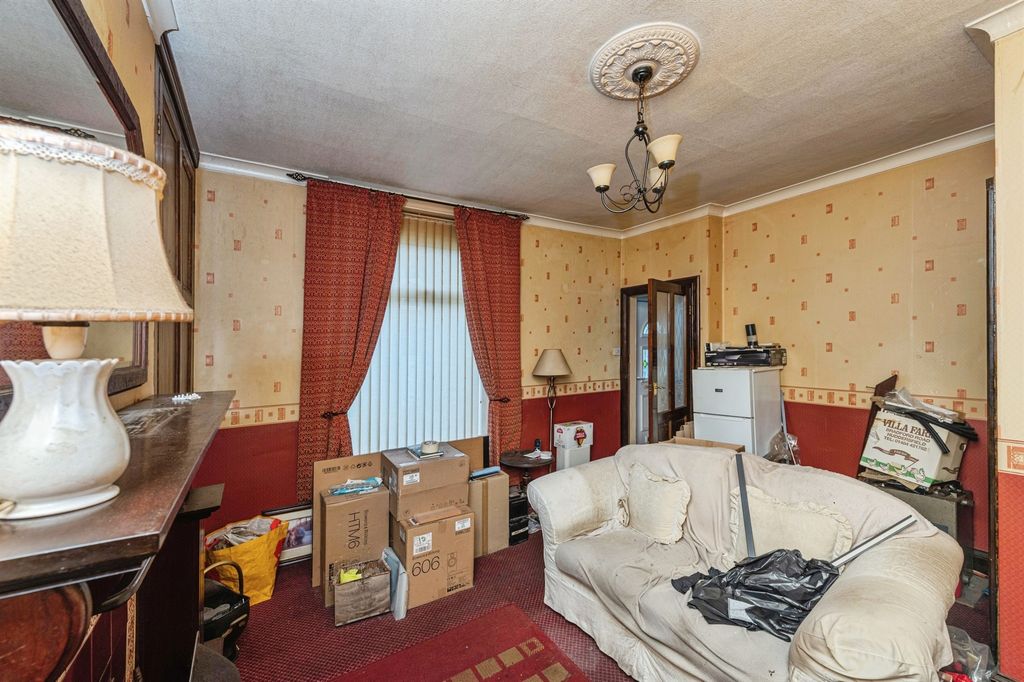 Property photo 3 of 9