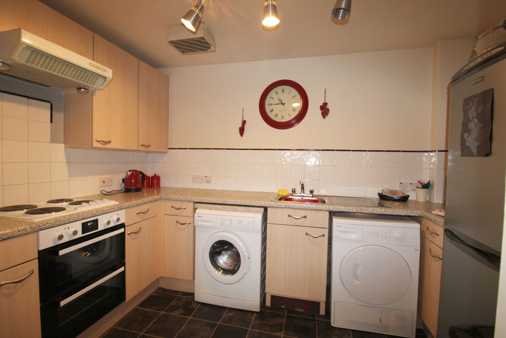 Property photo 3 of 6 Img_7735