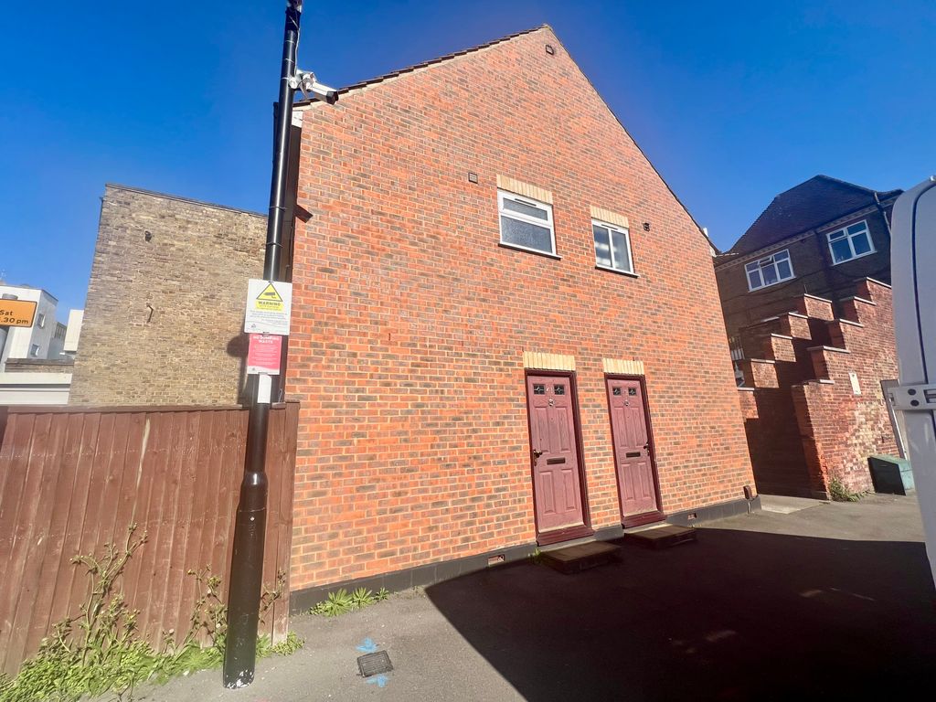 Property photo 1 of 10 Img_9977