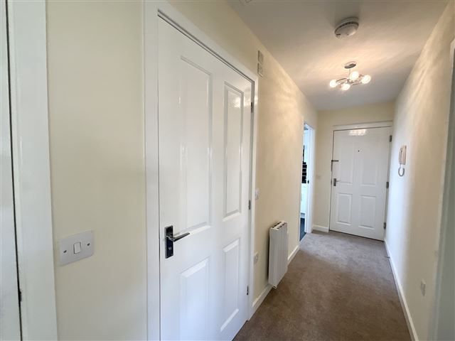 Property photo 2 of 12 Hallway