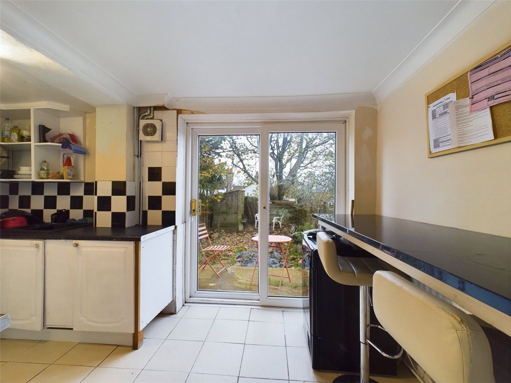 Property photo 2 of 22 Kitchen