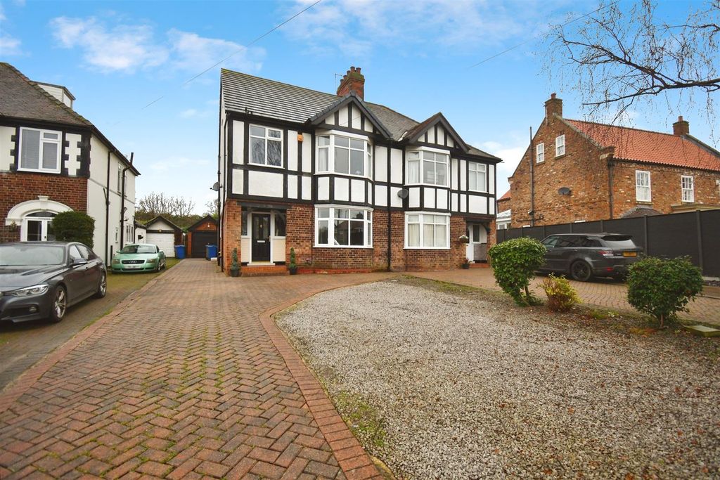 Property photo 1 of 27 5A54cd8c-U 20 281 29.Jpg