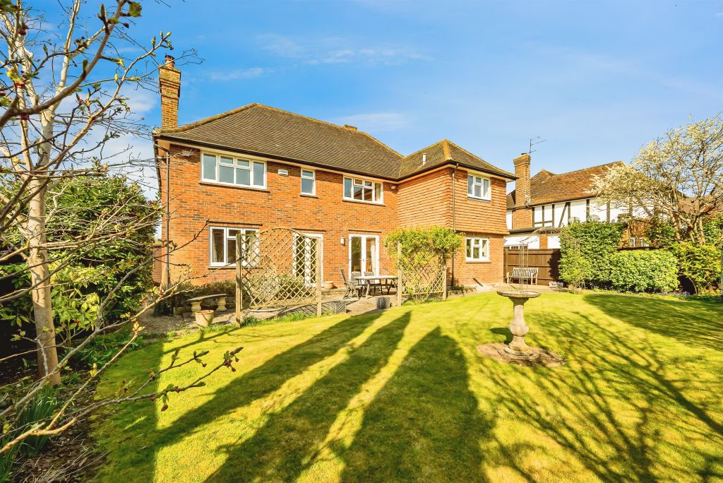 Property photo 1 of 17