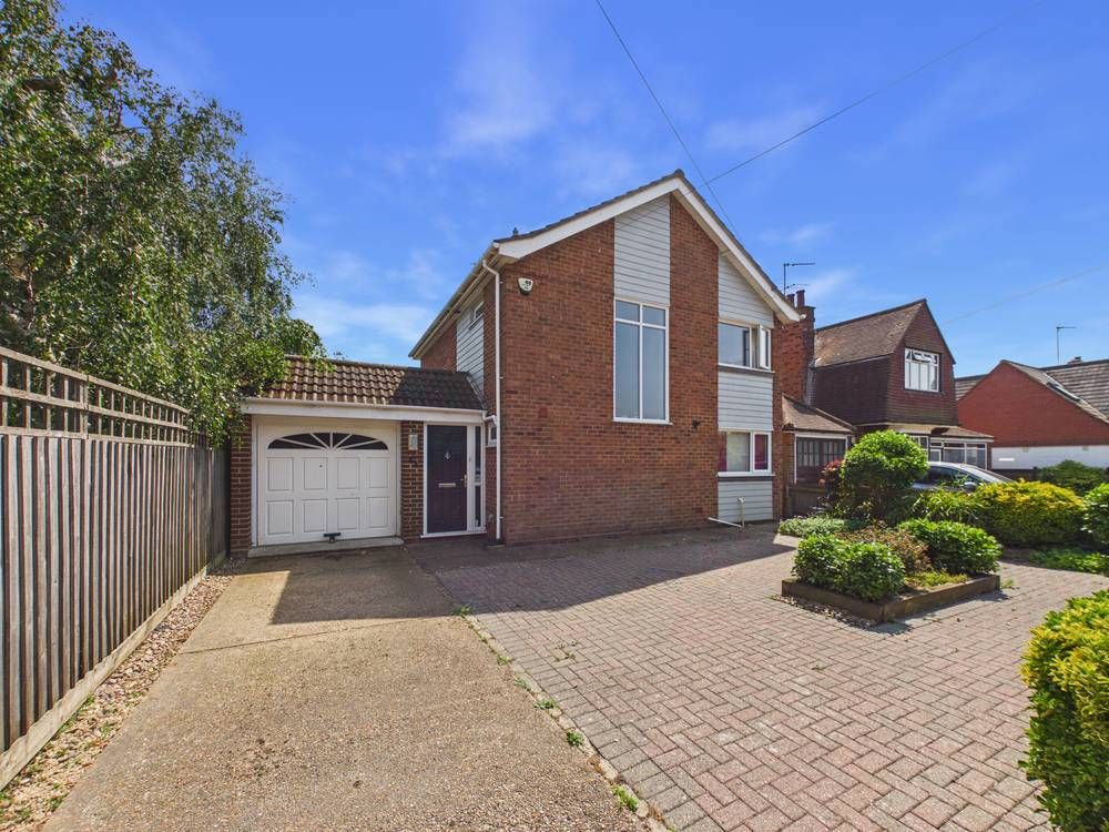 Property photo 1 of 17 Giraffe360-Still022