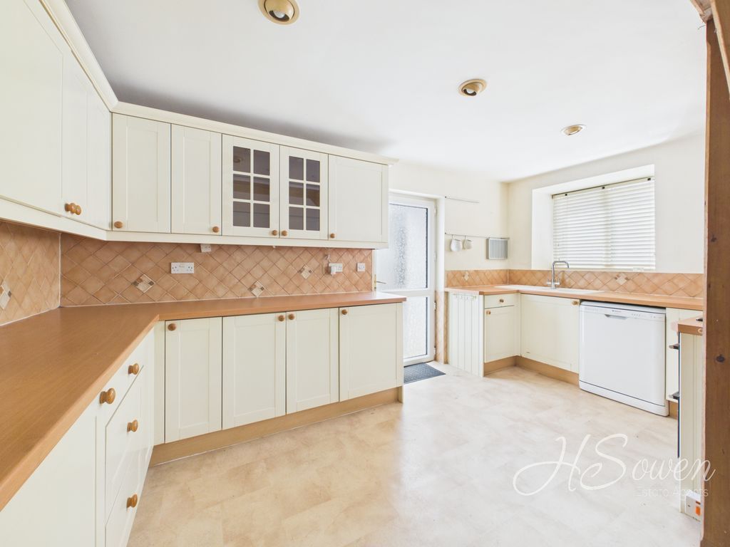 Property photo 1 of 13 Photo 1