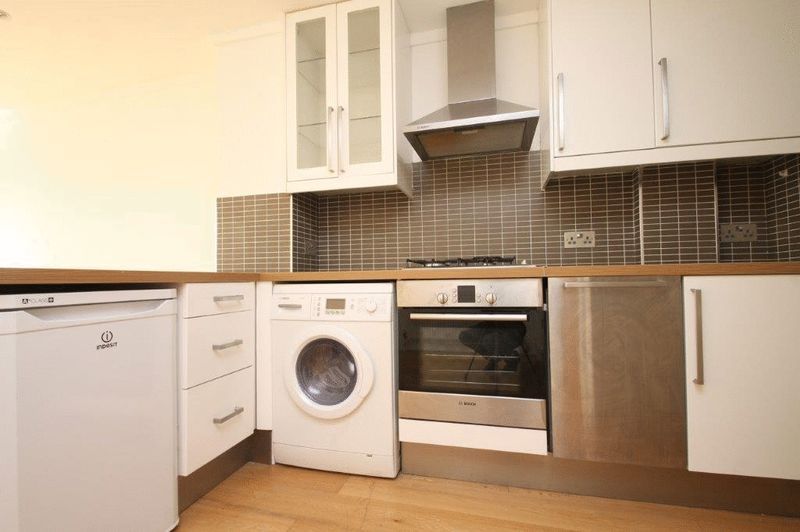 Property photo 2 of 7 Photo 7